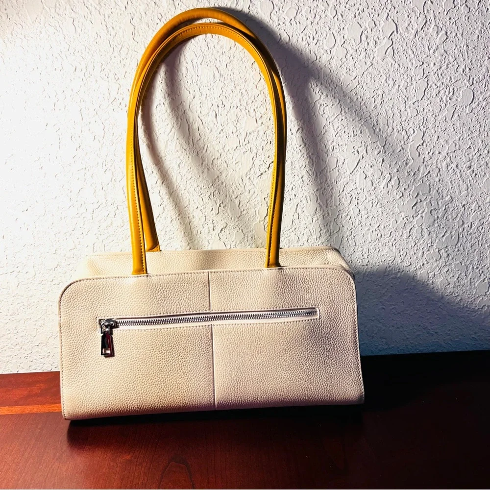 BOMANIER Beige Shoulder Bag with Tan Handles